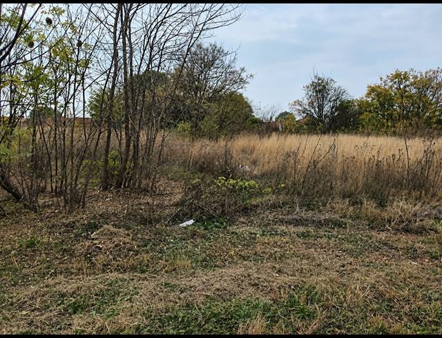 2,110M² VACANT LAND FOR SALE IN HENLEY ON KLIP